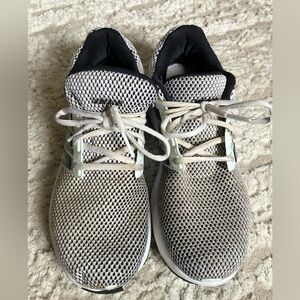 Adidas Energy Cloud Mens Lightweight Running Shoes White Black 10